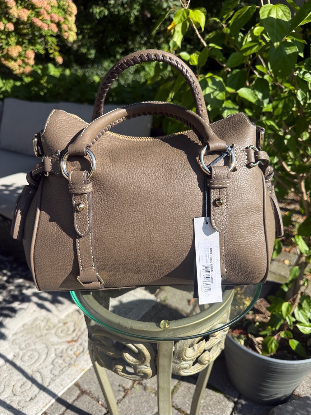 Dooney and Bourke sorrento satchel - Picture 2 of 9